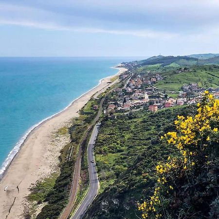 Appartamenti Giusi Con Giardino O Veranda Madonna della Catena Luaran gambar