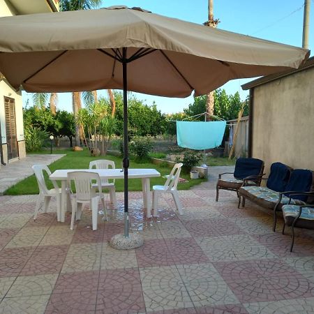 Appartamenti Giusi Con Giardino O Veranda Madonna della Catena Luaran gambar